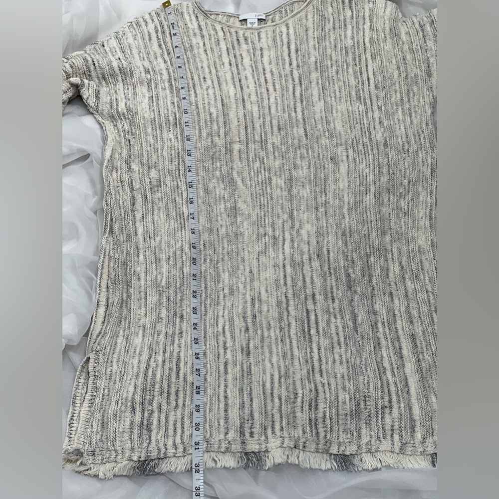 J.Jill Cream Cotton Grey Button Back Sweater With Fringe Tunic Size Medium - Picture 9 of 12